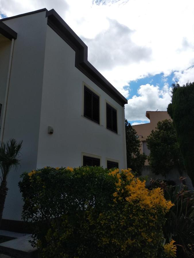 Villa Anna Capoterra Exteriér fotografie