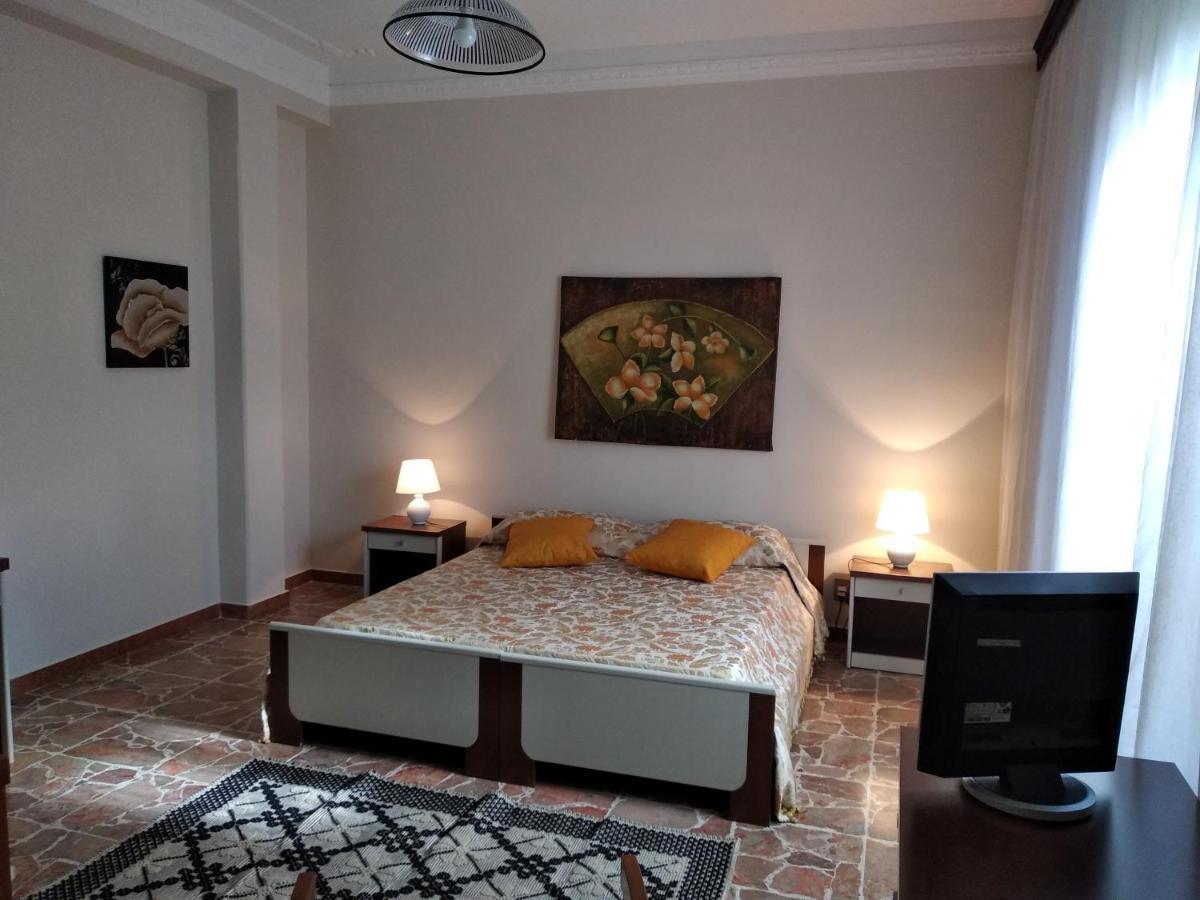 Villa Anna Capoterra Exteriér fotografie